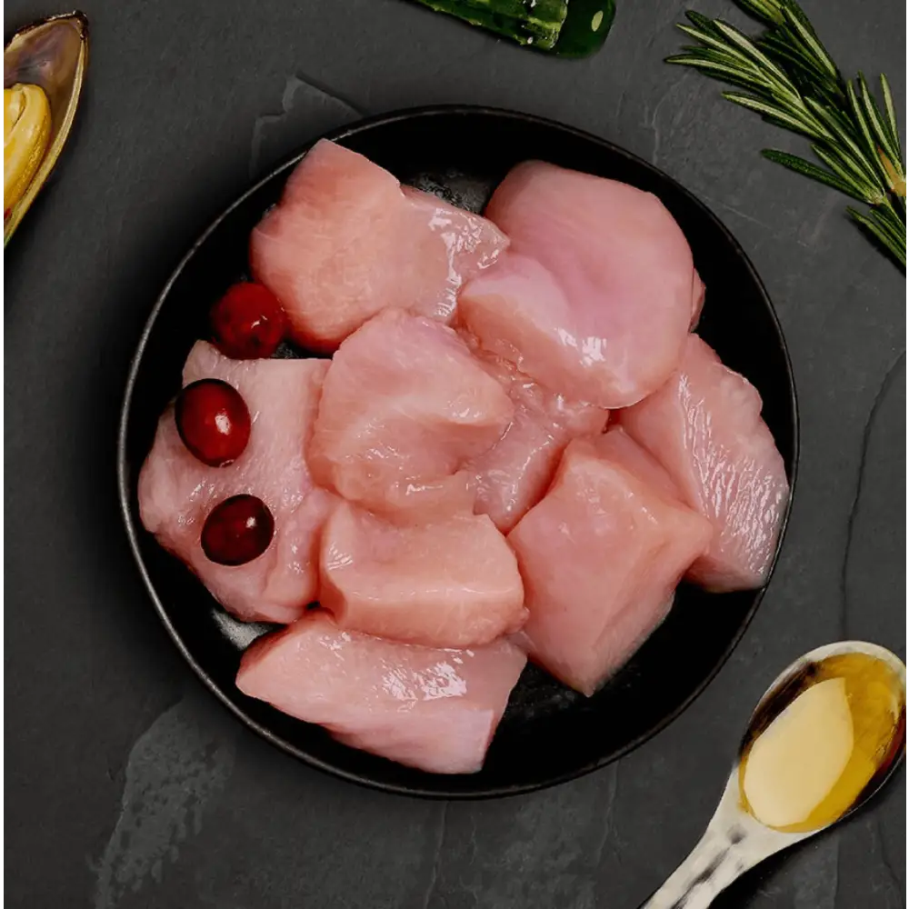 Canagan Wet Cat Free Run Chicken with rose quartz slices and cranberry accents