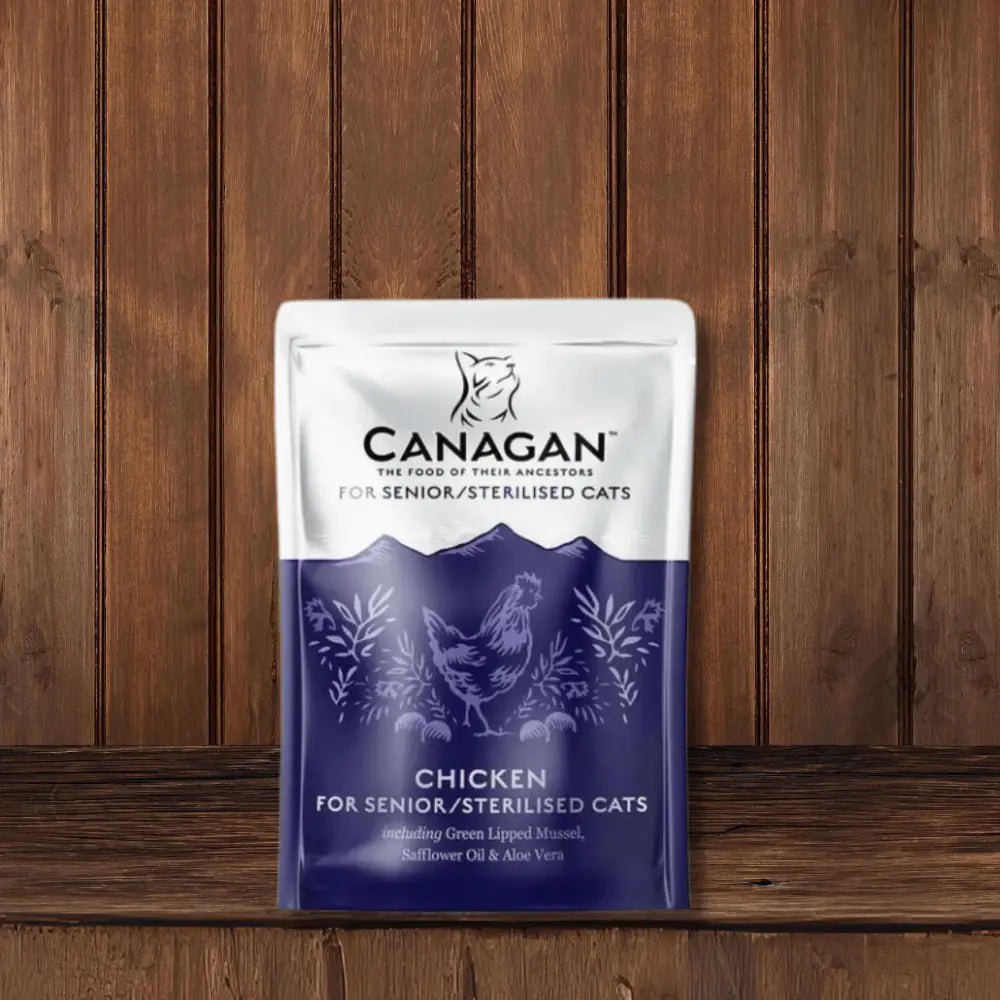 Canagan cat pouch with fresh chicken for senior sterilized cats