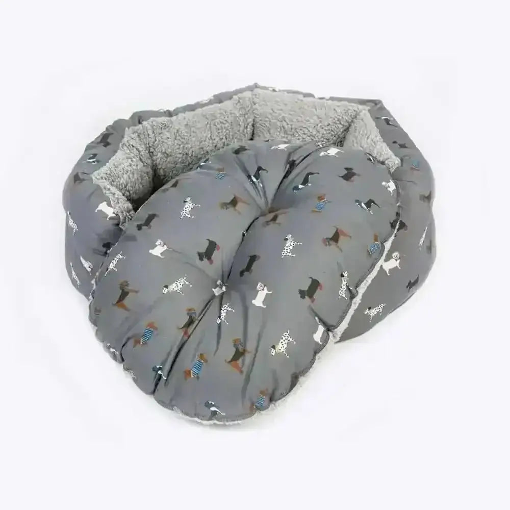 Deluxe Slumber Dog Bed: Grey Danish Design FatFace Marching Dogs with Sherpa Lining