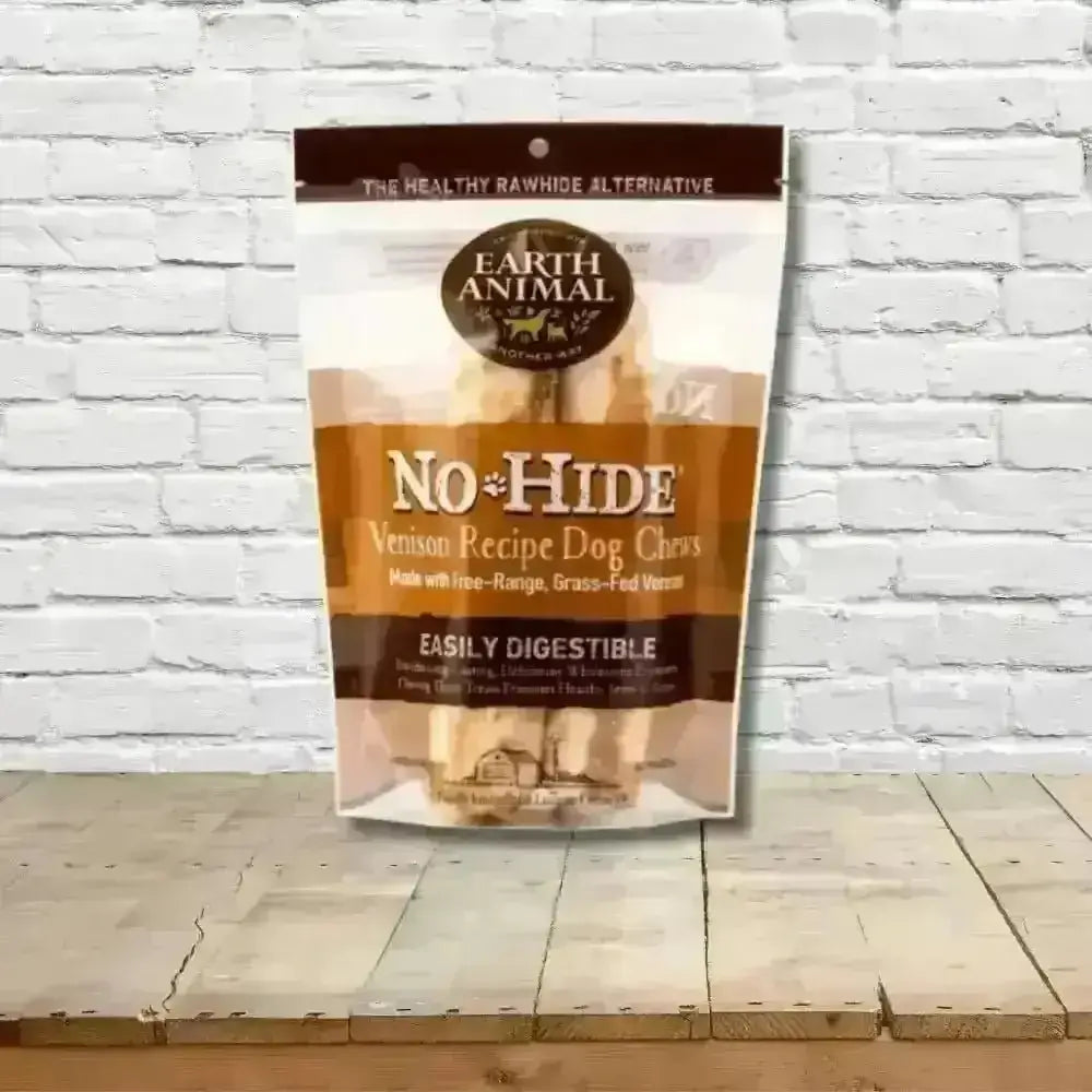 Earth Animal No-Hide Venison Chew for dogs, easily digestible, made from premium grass-fed venison