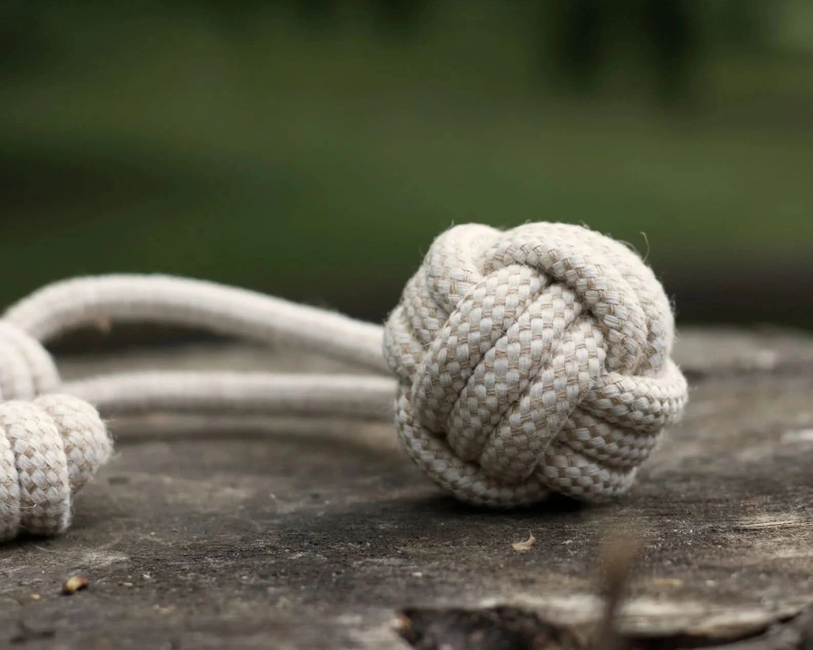 Eco-Friendly Hemp Hand Pull Ball | Natural pet toys