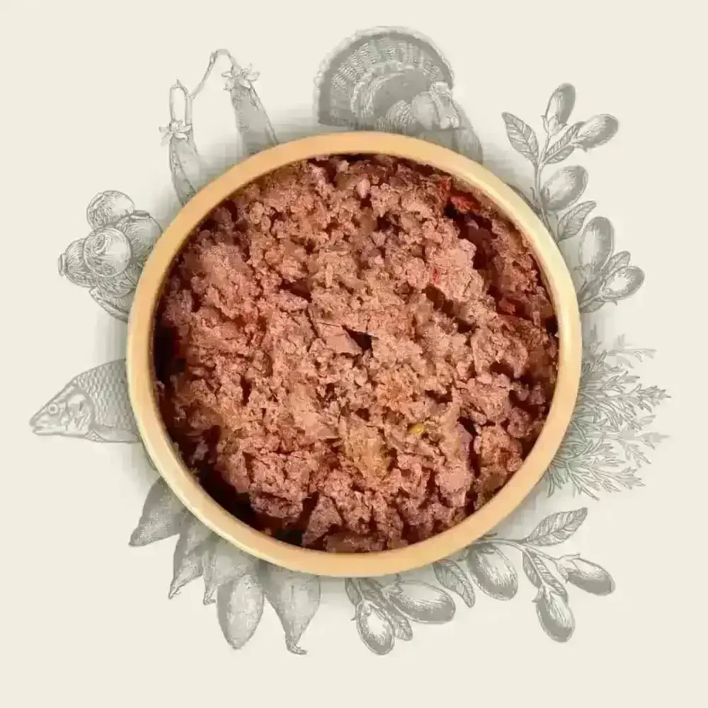 Eden wet food: freshly prepared turkey and herring in bowl with herbs