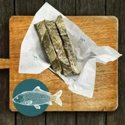 Wooden cutting board with fish fillets for Fish Stick Chew Box Large, ideal fish stick chews