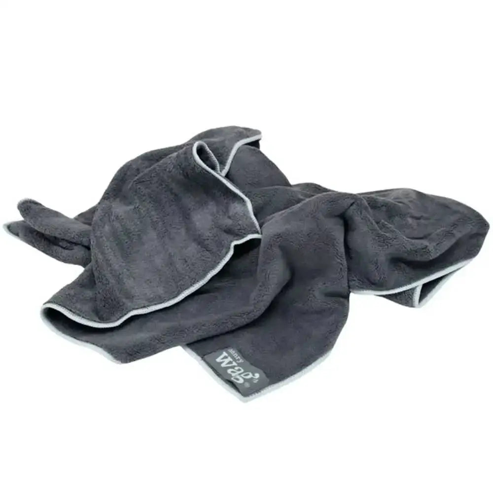Henry Wag highly absorbent microfibre cleaning towel for dog’s coat
