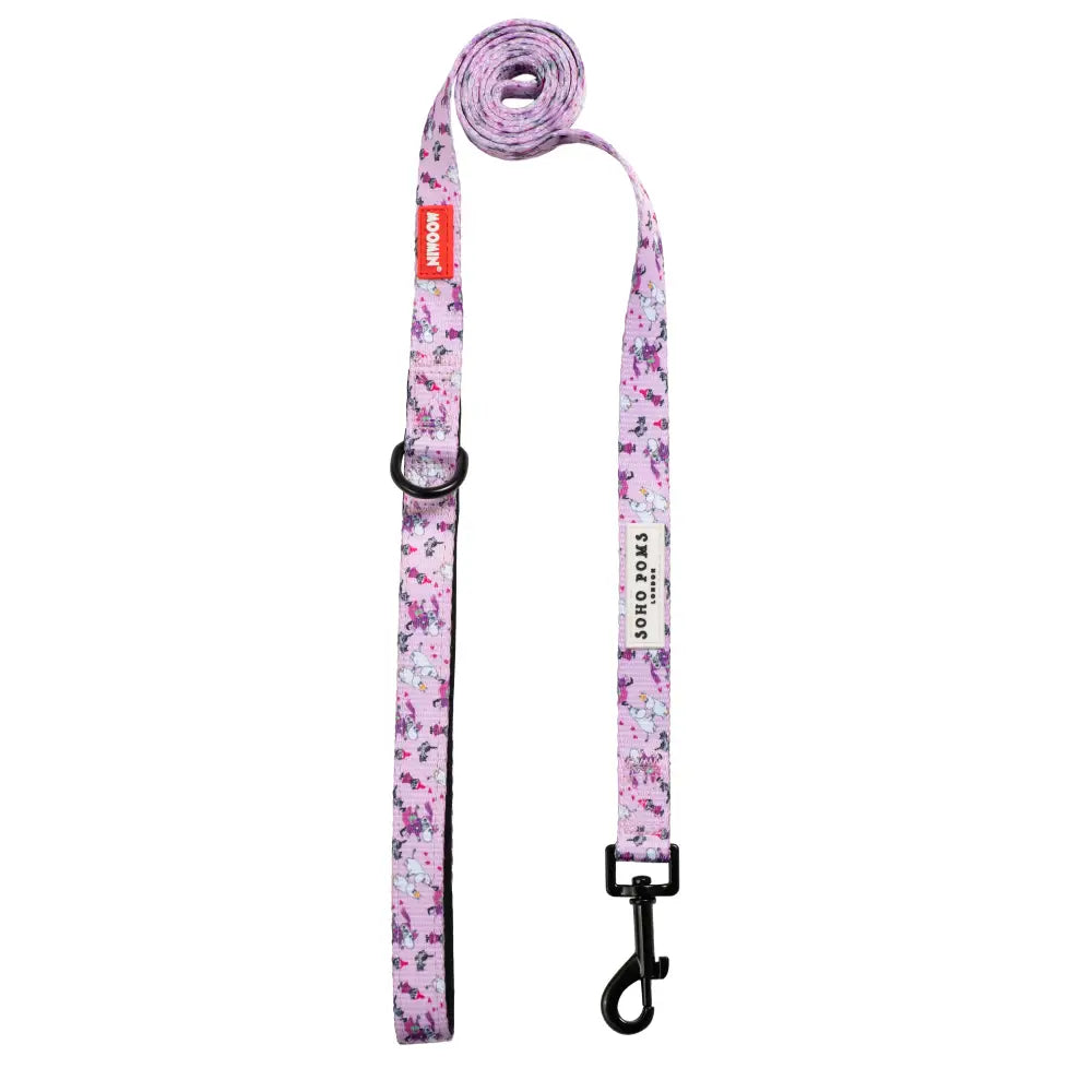 Lavender floral dog leash with black hardware and red label from Moomins Pink Champagne collection by Soho Poms