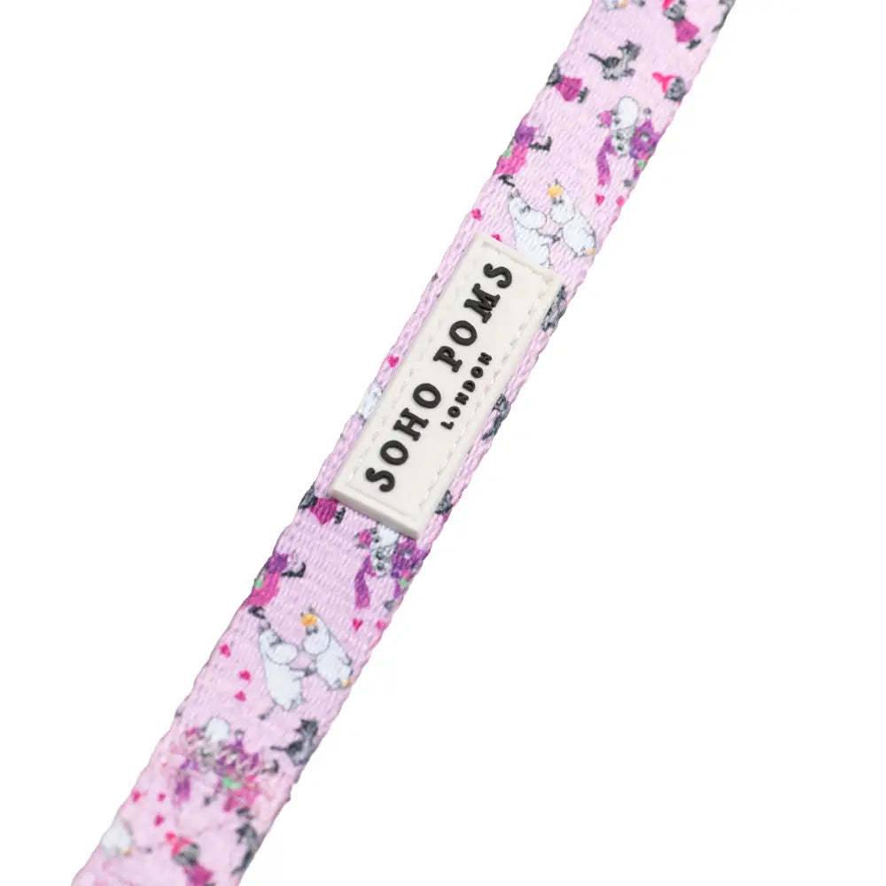 Pink floral dog collar with Soho Poms label from Moomins Pink Champagne collection