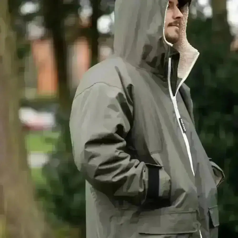 Olive green Classic Cobe changing robe with fleece-lined hooded jacket and pockets