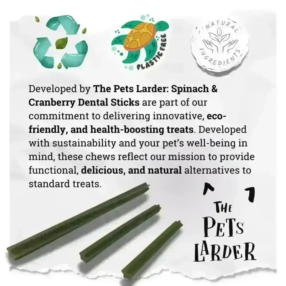Spinach and cranberry chew stick for dogs, promoting dental and urinary tract health