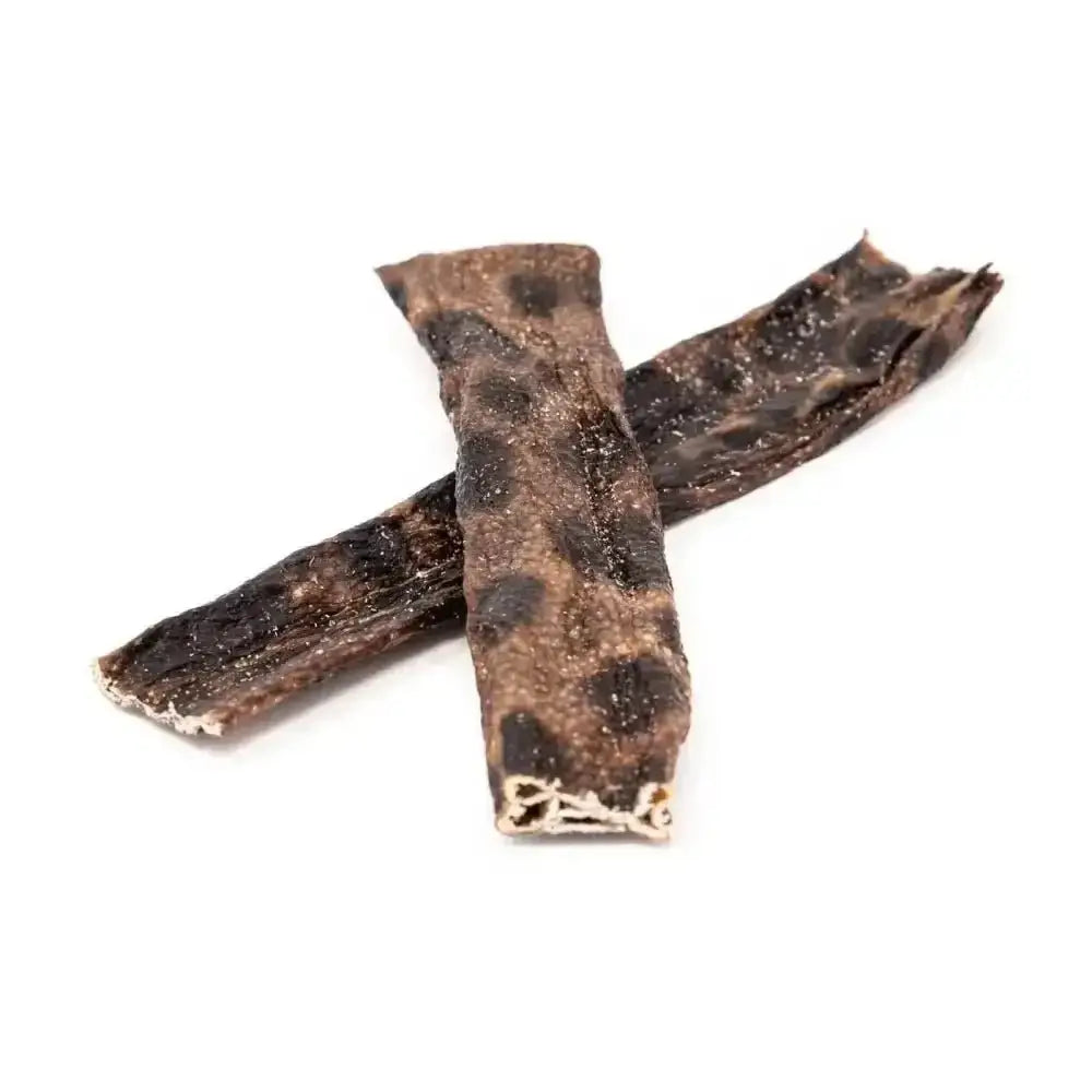 Wolf fish flat chew for dogs: black and brown jerky sticks, 1kg bag