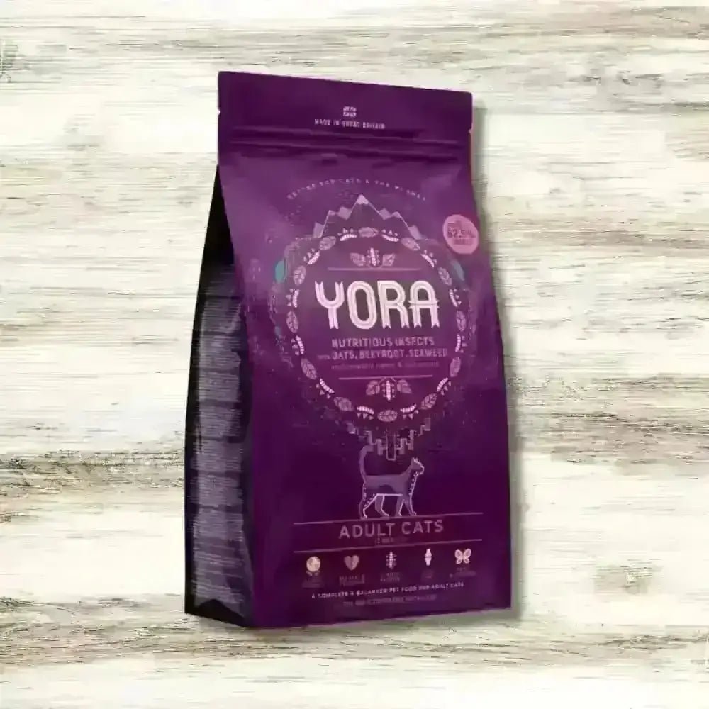 YORA Adult Cat food bag for joint care and gut health on purple background