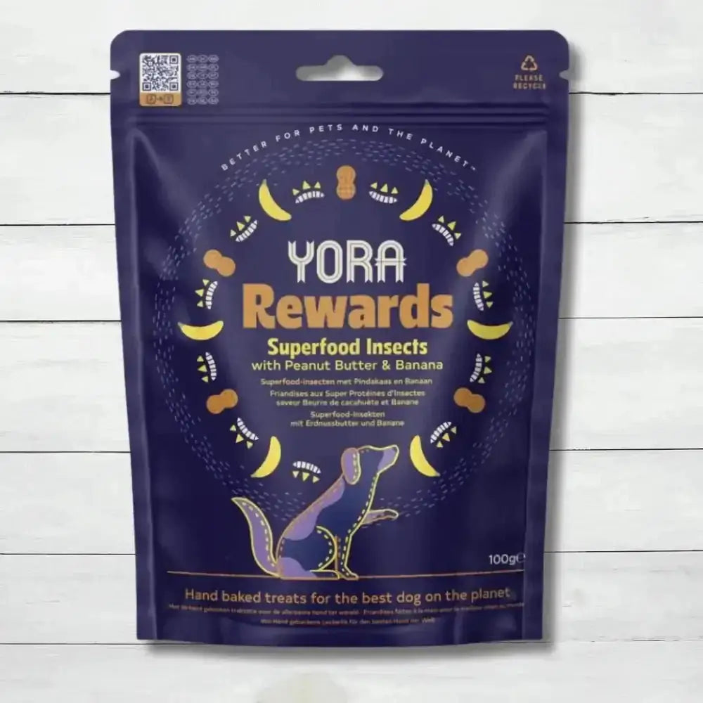 Yora soft-baked insect rewards with peanut butter and banana flavor, 100g purple pouch